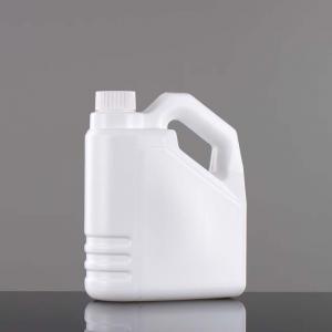plastic pitcher3